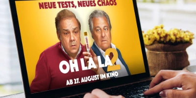 Ein aufgeklappter Laptop, auf dem die Angebotsseite des BVG Club zu sehen ist.