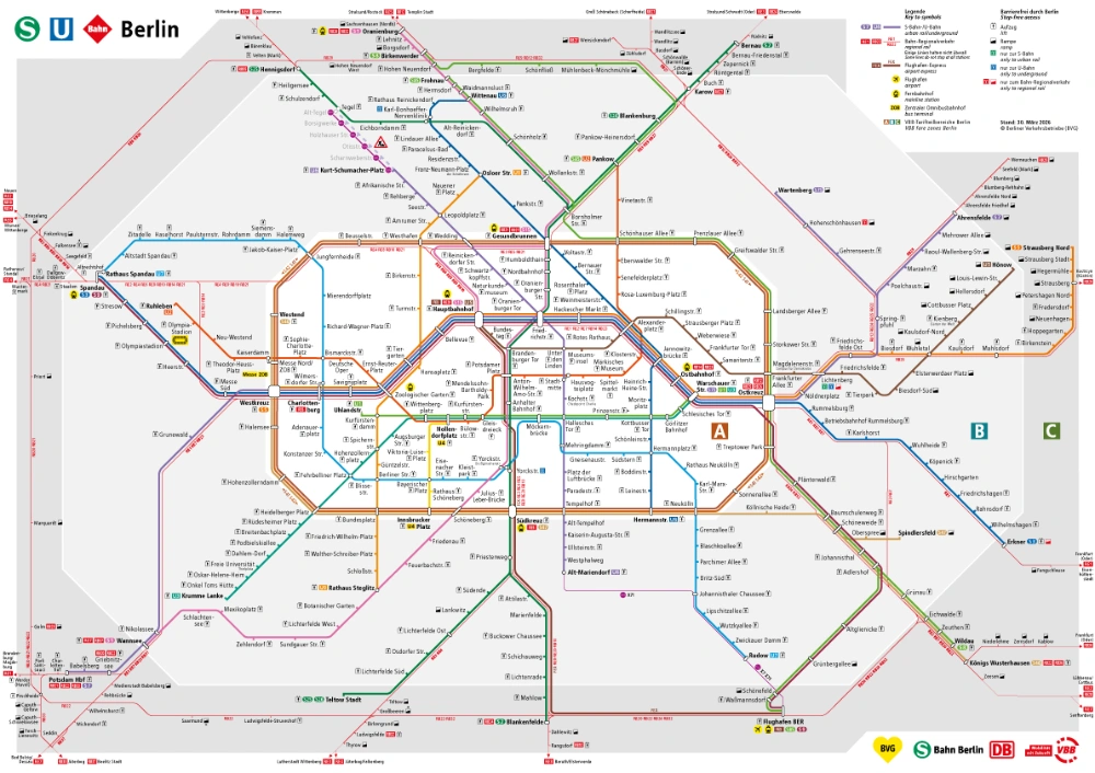 Netzplan Berlin ABC inklusive Regio und Aufzüge